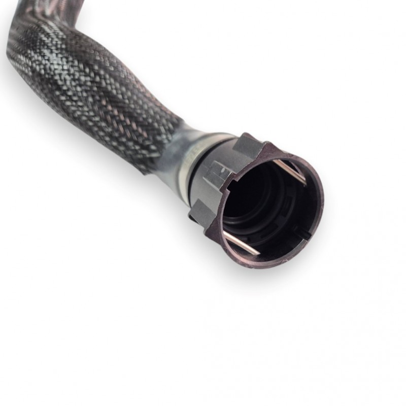 Audi A4 2013-2015 1.8/2.0 Benzinli Motor Radyatör Üst Boru 8K0121101M-bisra