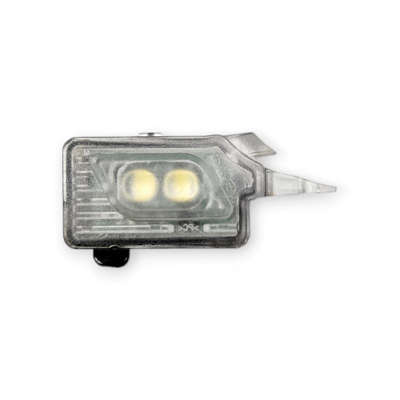 Audi A4 2016-2020 Sol Ön Kapı Kolu Altı Led Lambası 8W0947133-bisra