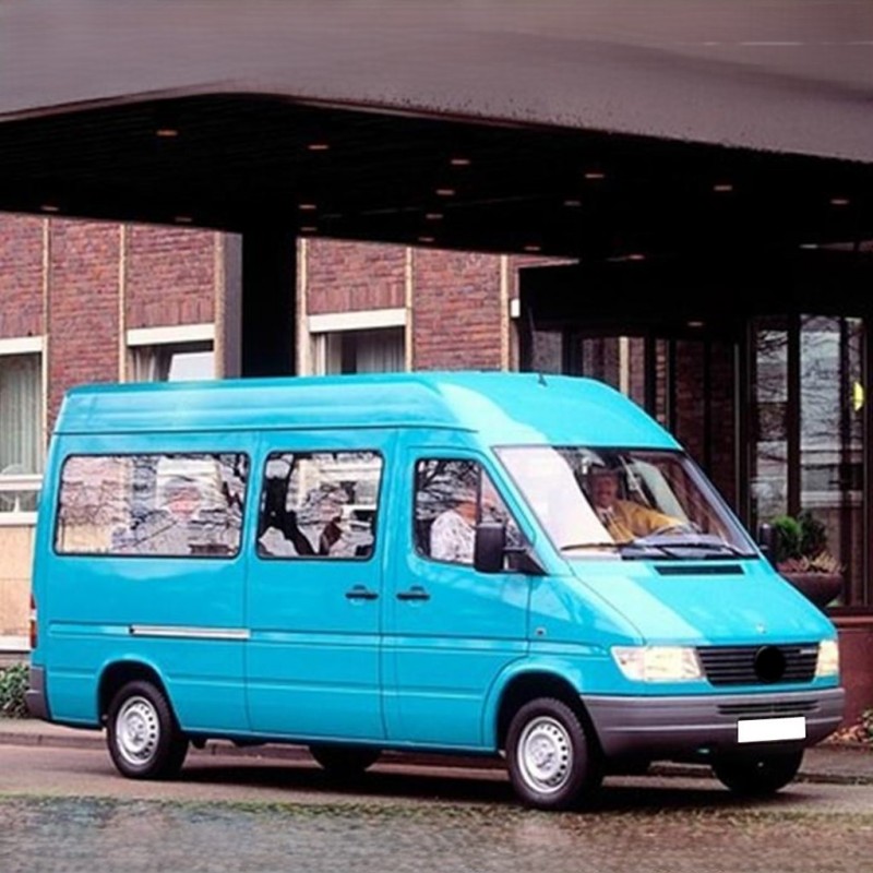 Mercedes Sprinter 1996-2006 Su Fiskiye Bidonu Mavi Kapak A6388690008