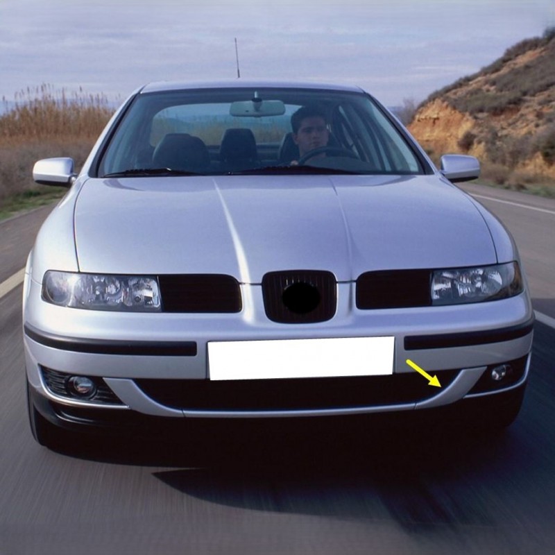 Seat Leon 2000-05 Ön Tampon Sol Çeki Demir Kapağı Plastiği 1M0807155A