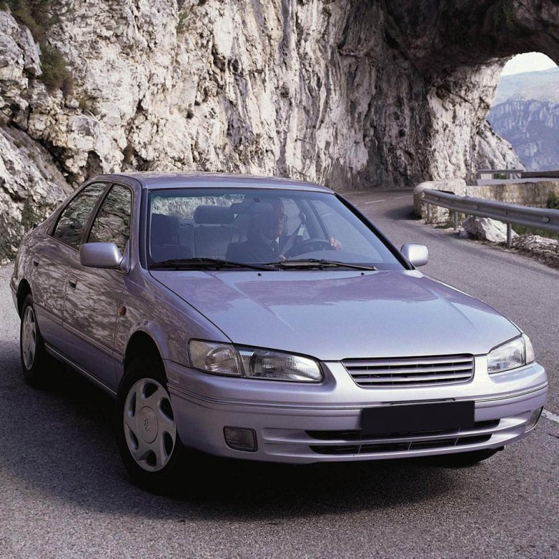 Toyota Camry 1997-2000 Ön Cam Silecek Takımı 53x45cm